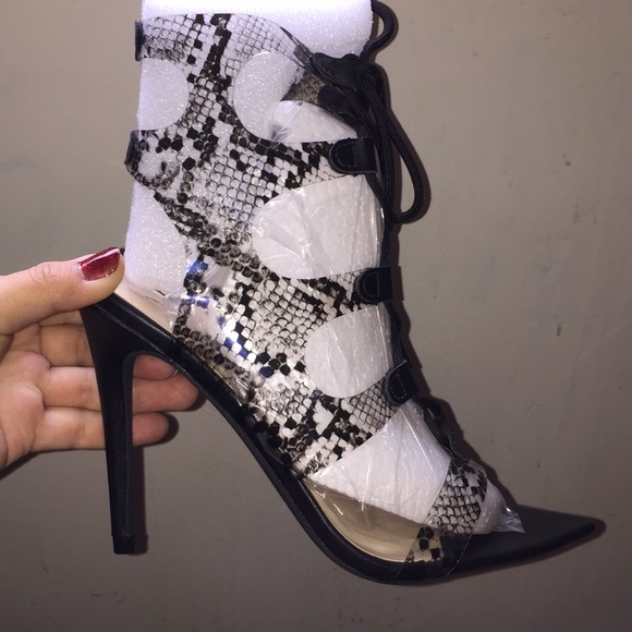 🔥⚡️Snake Lace Up Heels 👠✨💥 - Picture 2 of 6